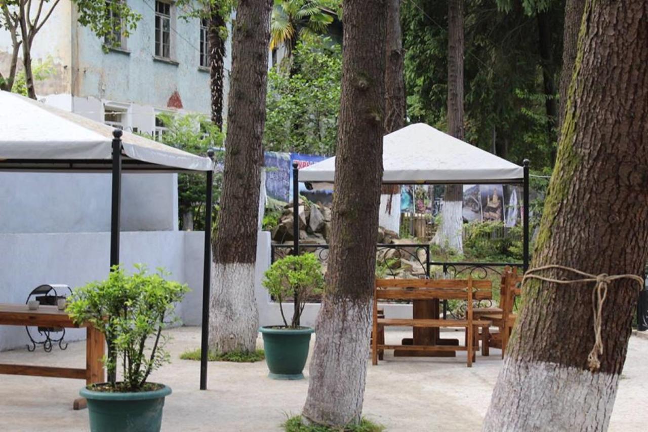 Hulus Hotel Makhinjauri Exterior foto