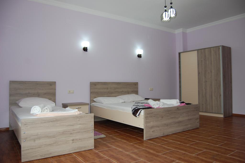 Hulus Hotel Makhinjauri Exterior foto
